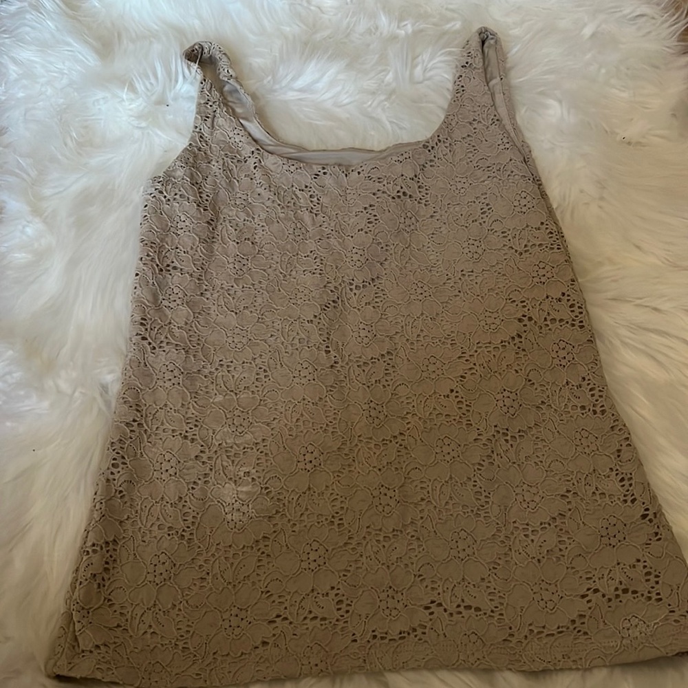 White House Black Market XS tank